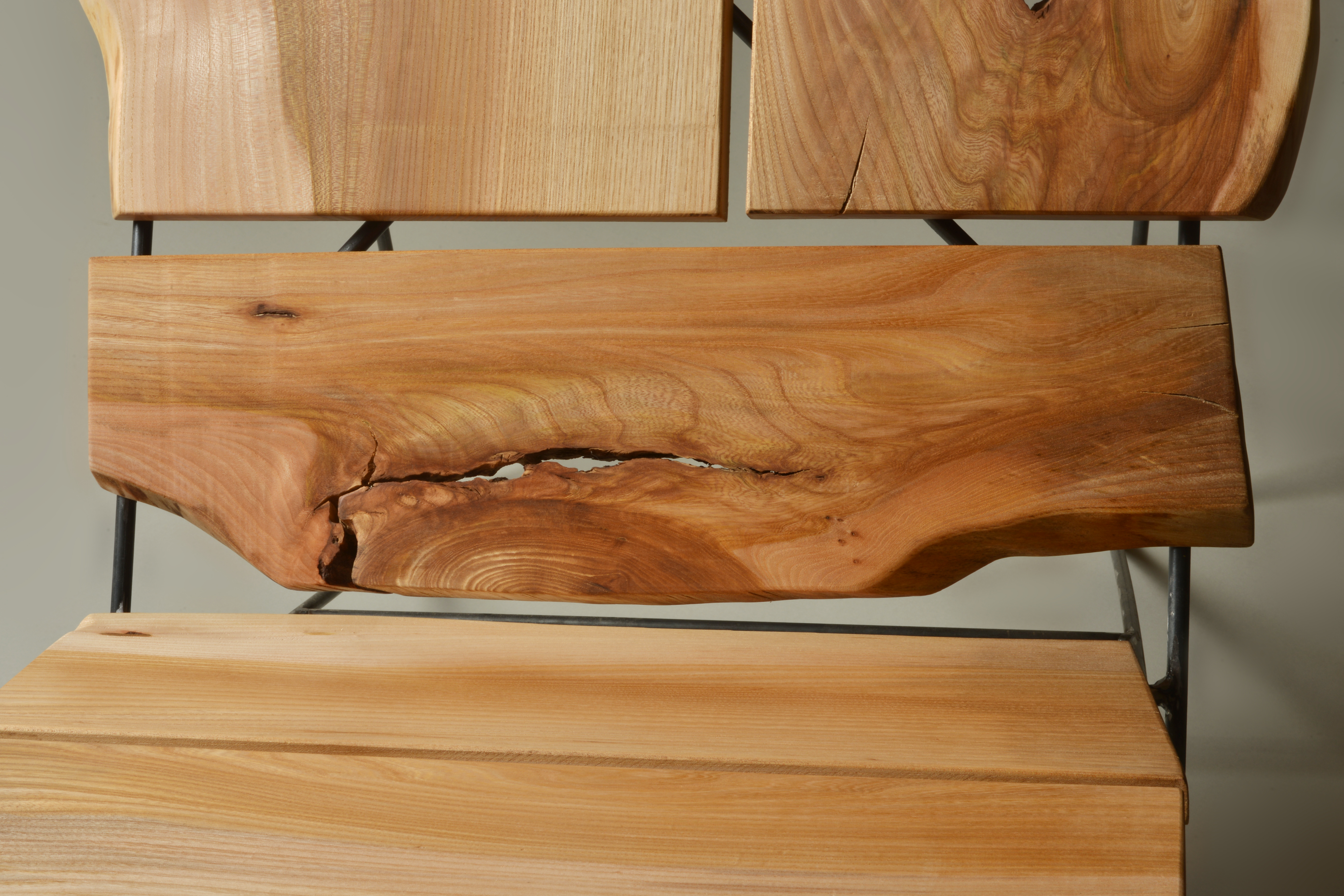 Sgabello design in legno naturale by Stammdesign