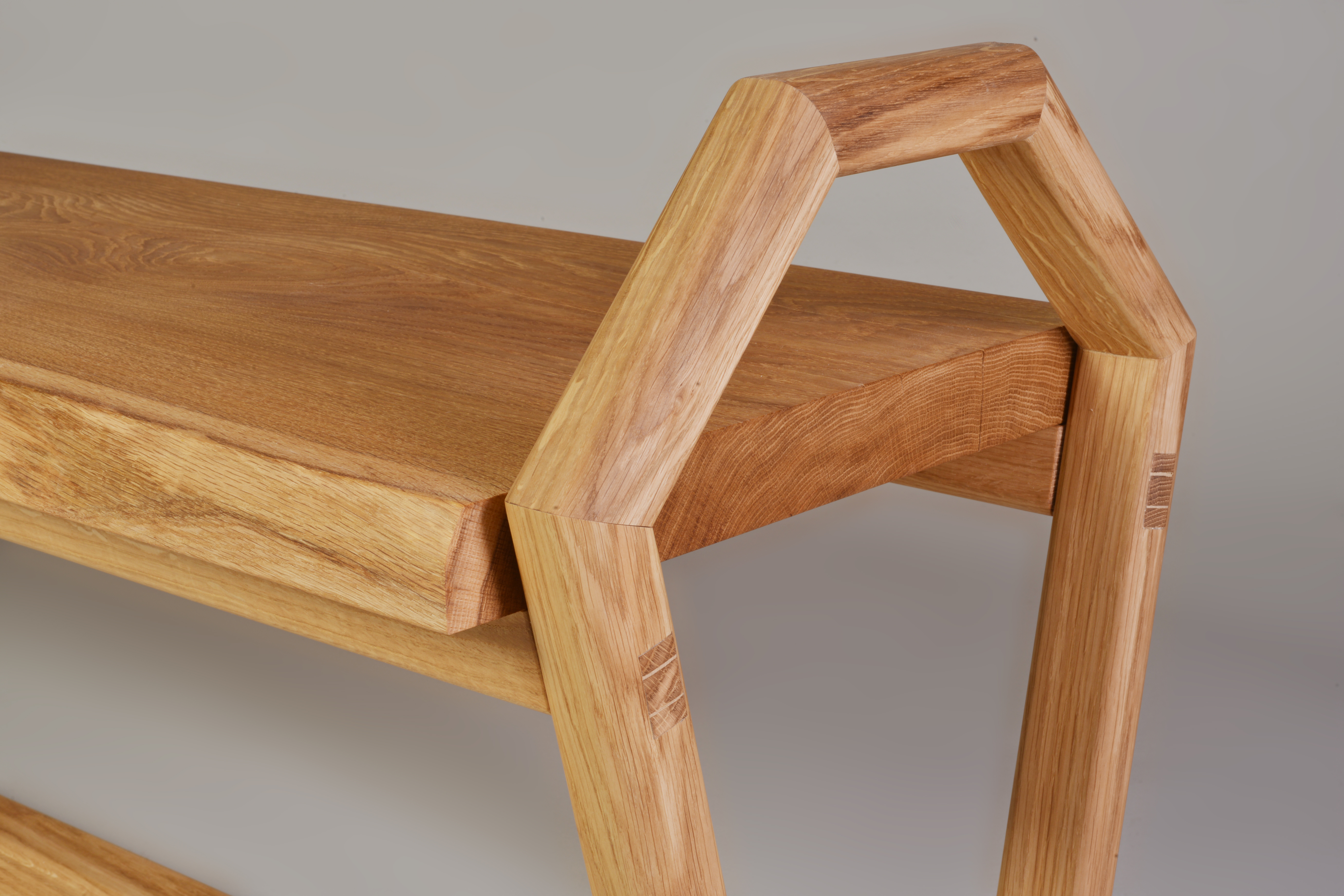 Panca design in legno naturale by Stammdesign