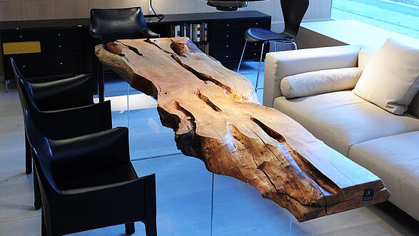 Mesa de centro de un tronco de árbol