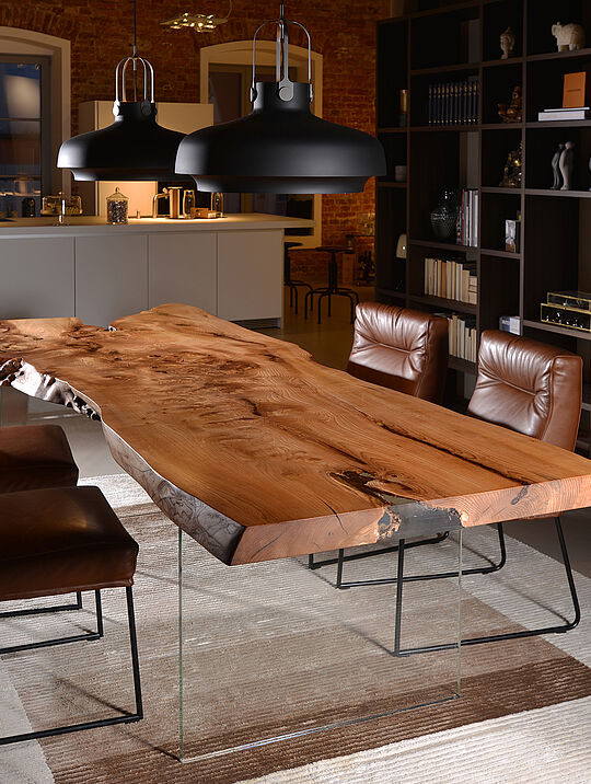 Dining table from a tree trunk -