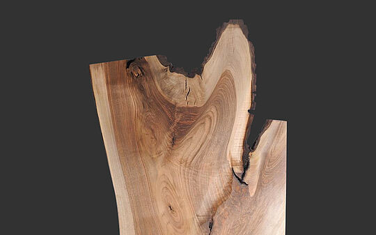 Escultura de madera de un tronco de árbol -