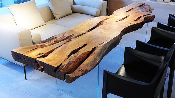 Mesa de centro de un tronco de árbol