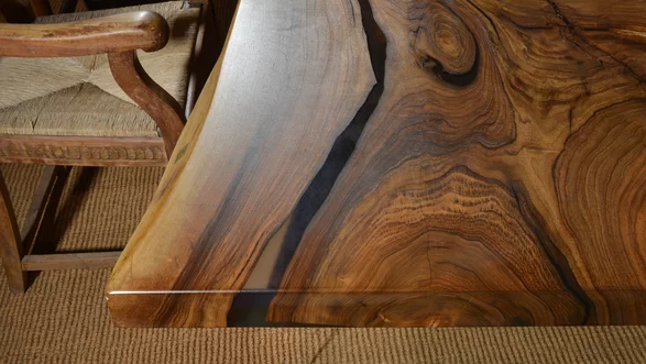 Mesa de tronco de árbol de Stammdesign