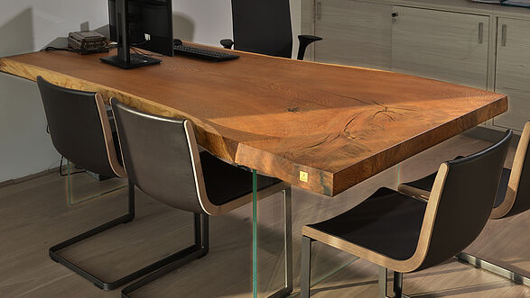Office tree trunk table from Stammdesign