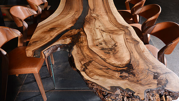 Mesa de tronco de árbol de Stammdesign