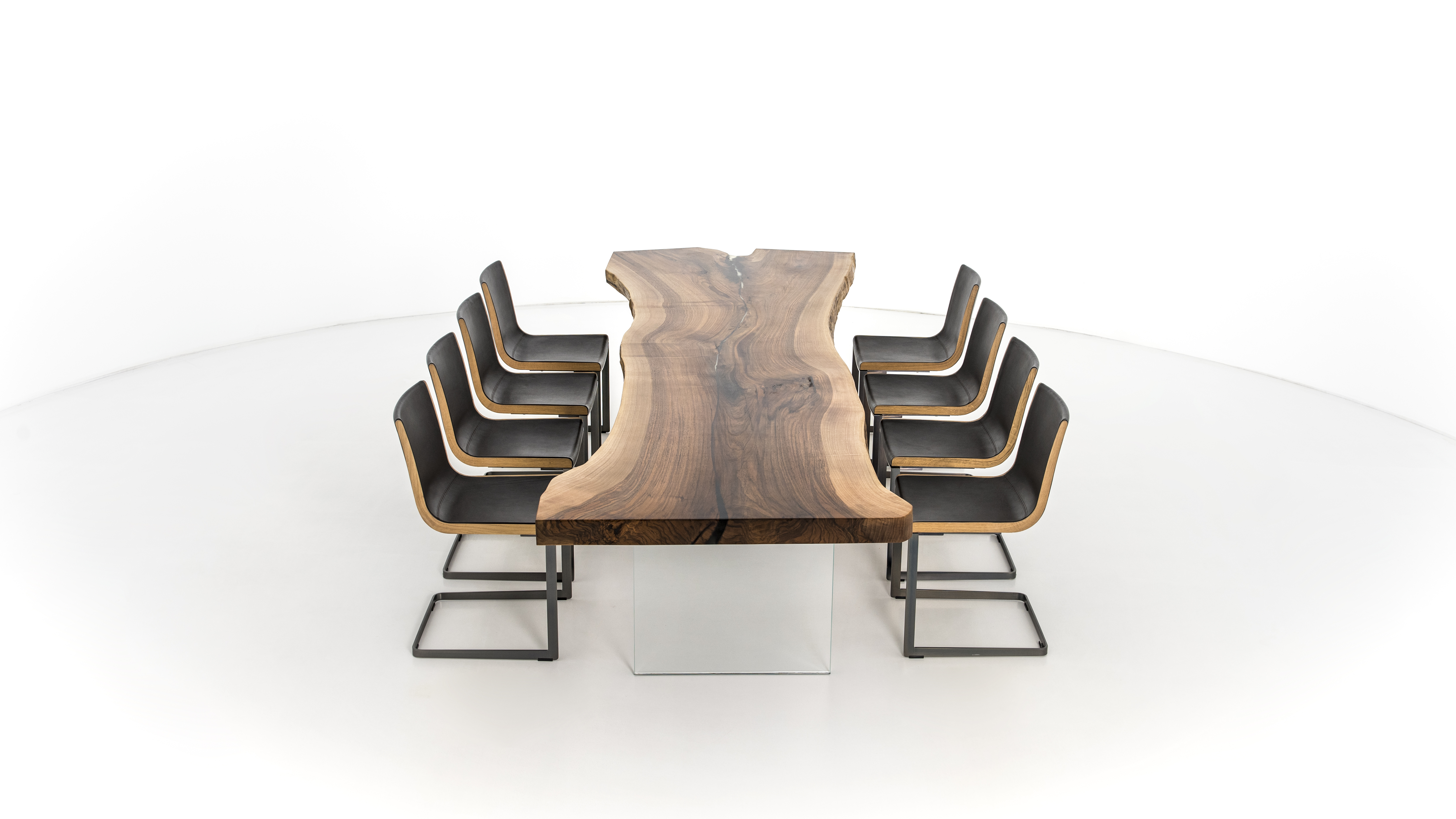 Table de tronc d'arbre design en bois vue à 360° du produit